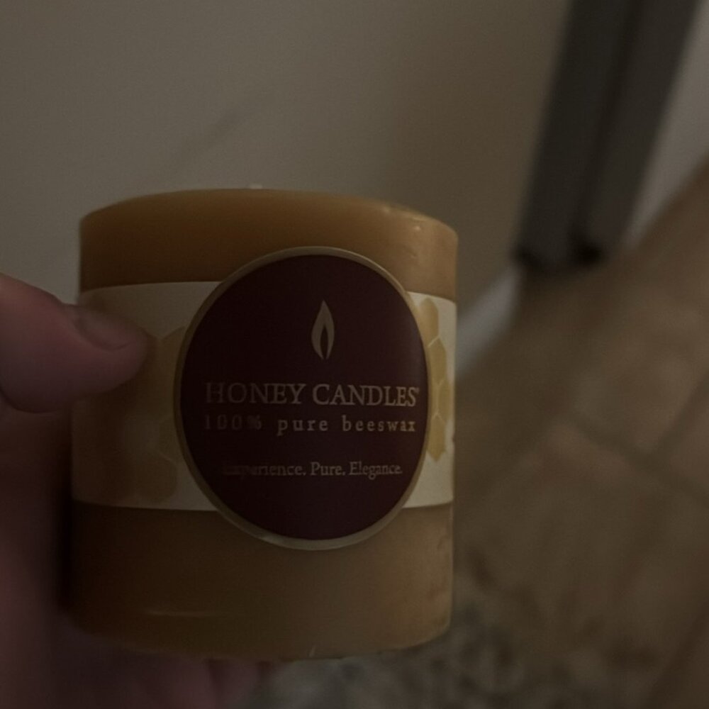 Beeswax candle